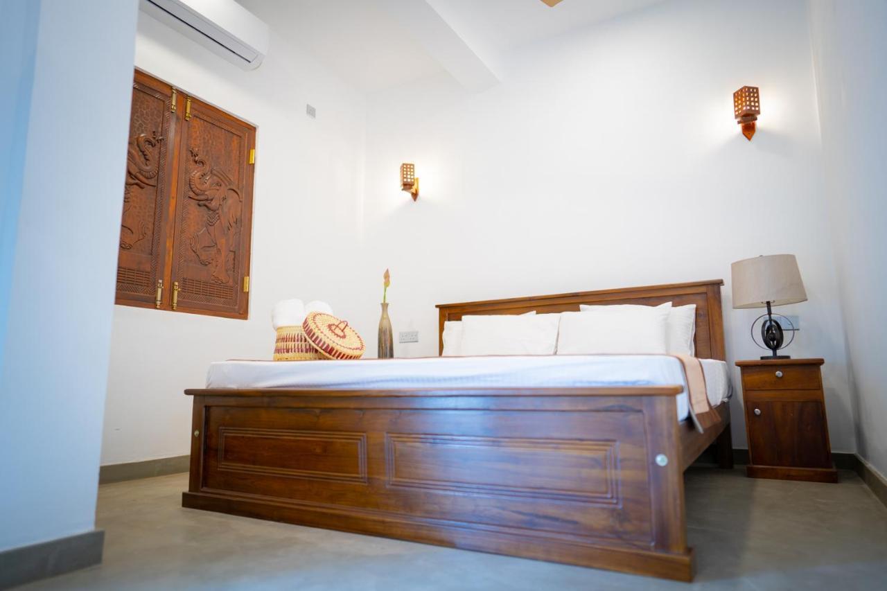 Kathircholai Bed and Breakfast Trincomalee Esterno foto