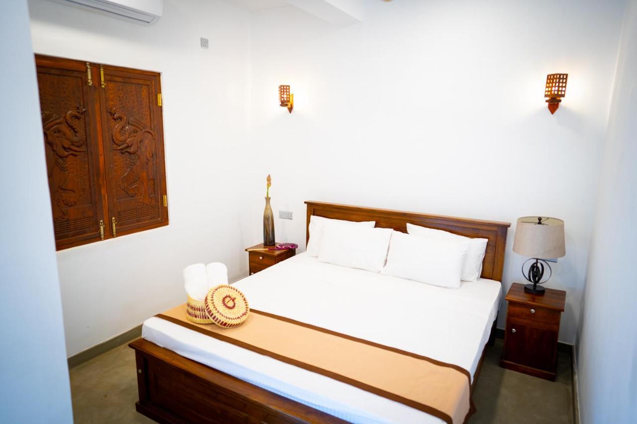 Kathircholai Bed and Breakfast Trincomalee Esterno foto